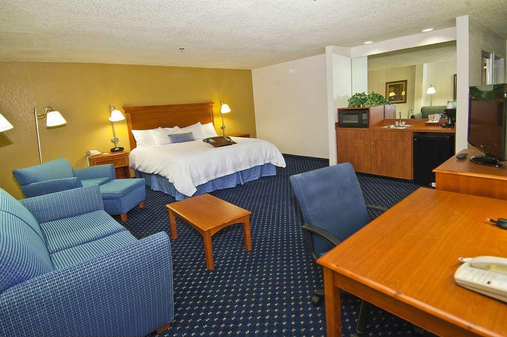 Hampton Inn Oklahoma City-Northwest Room photo